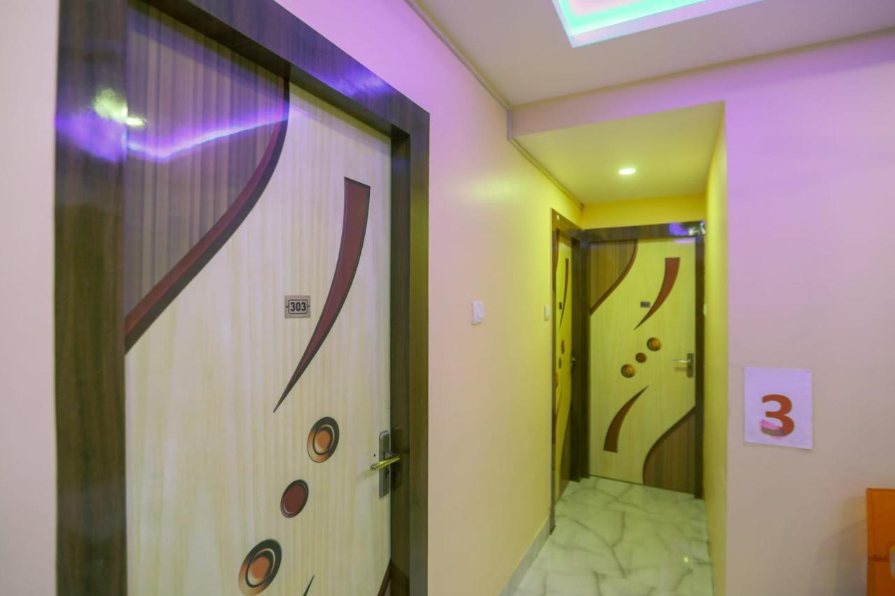 Oyo 62042 Niloy Guest House Jādabpur Εξωτερικό φωτογραφία